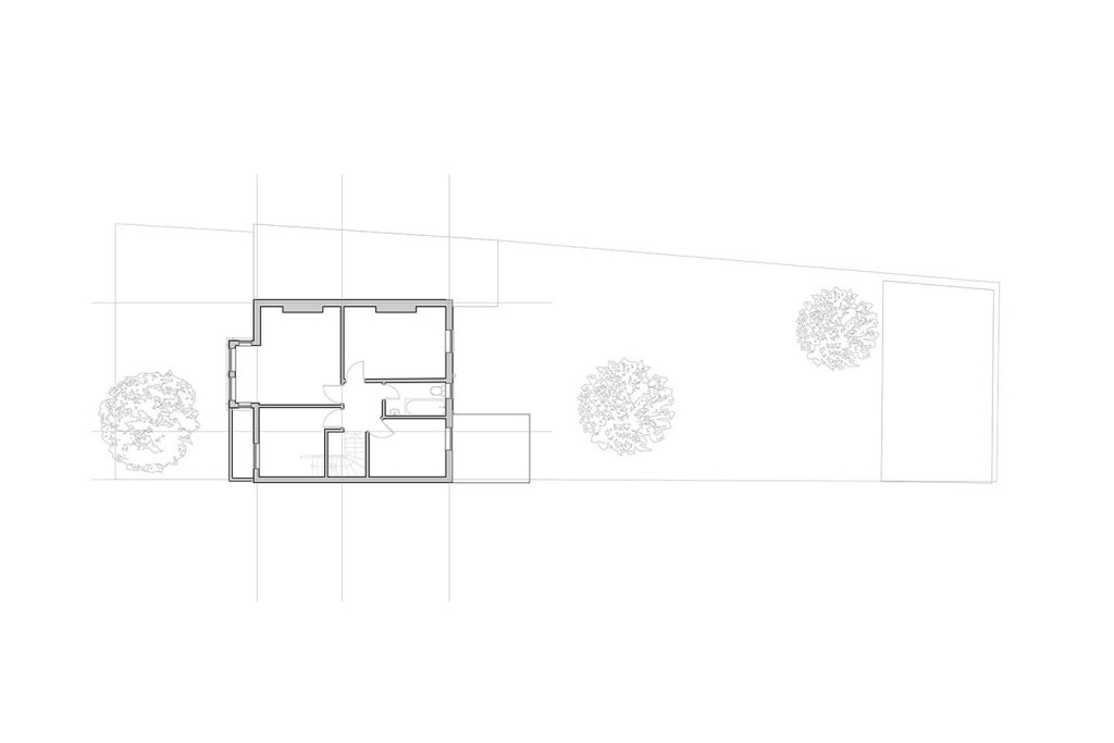 Grey scale layout plans of the exisiting first floor which only housed four small rooms and a very tiny bathroom
